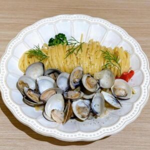 奶油白酒蛤蠣義大利麵