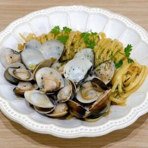塔香白酒蛤蠣義大利麵